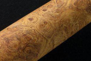 見る者を引き付ける独特の模様